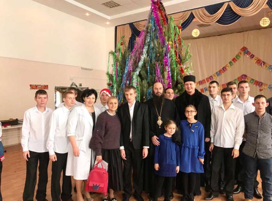 ПОСЕЩЕНИЕ ДОМА ПРЕСТАРЕЛЫХ И ДОМА МАЛЮТКИ Г.ОРСКА