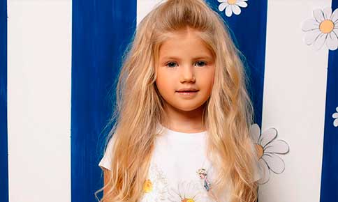 Яковлева Алёна приняла участие в весенней fashion съёмке