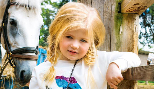 АЛЕНА ЯКОВЛЕВА В СЪЁМКЕ ДЛЯ ЖУРНАЛА BEST KIDS MODEL