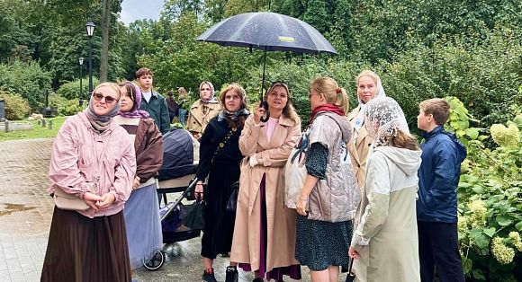 Имена Продакшн: Семейная экскурсия в Донской монастырь от «Имена Продакшн»