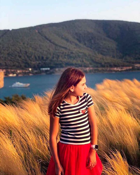 Имена Продакшн: София Саркисова свое лето проводит около Эгейского моря в городе Бодрум!